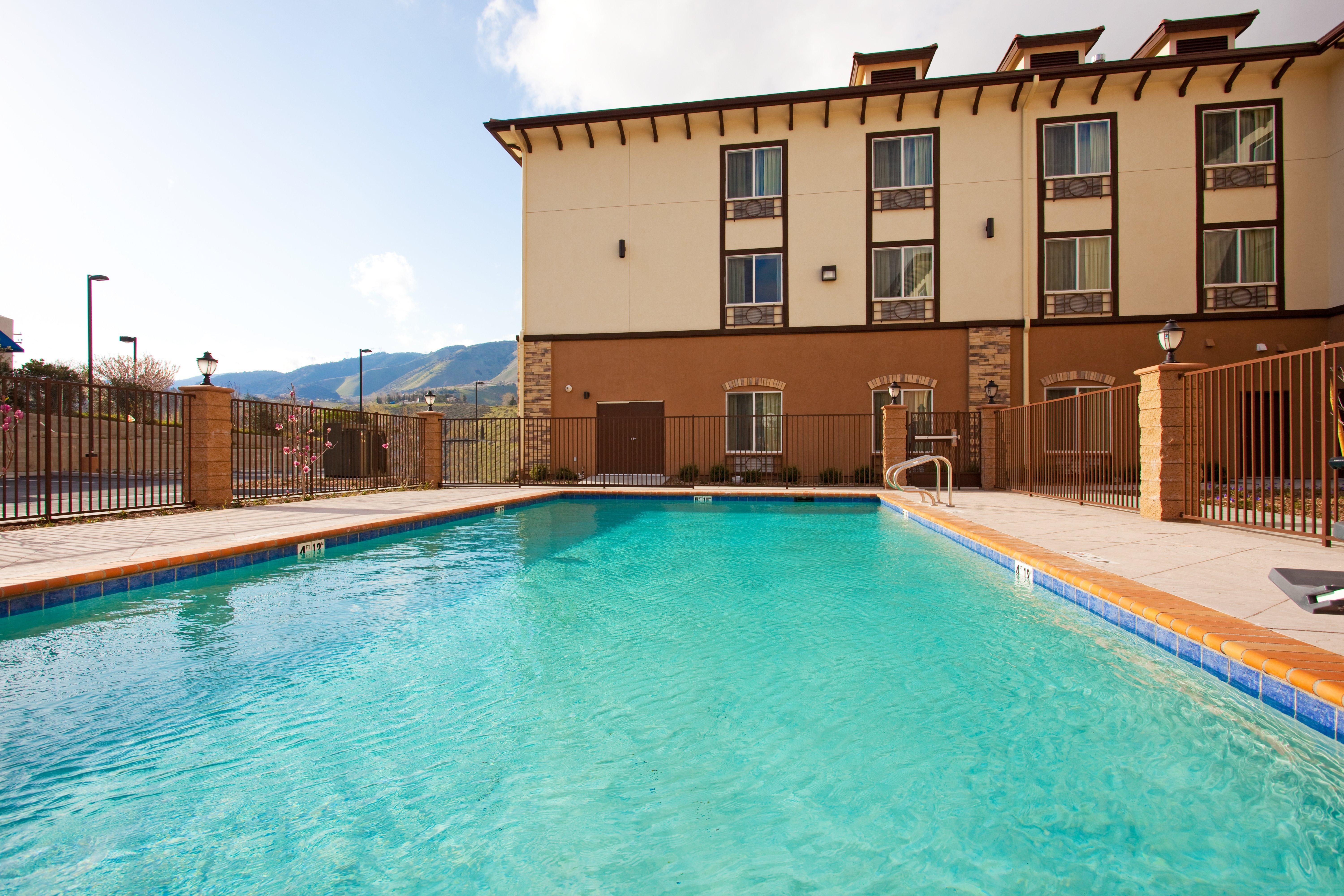 Holiday Inn Express & Suites Frazier Park By Ihg Lebec Exteriér fotografie