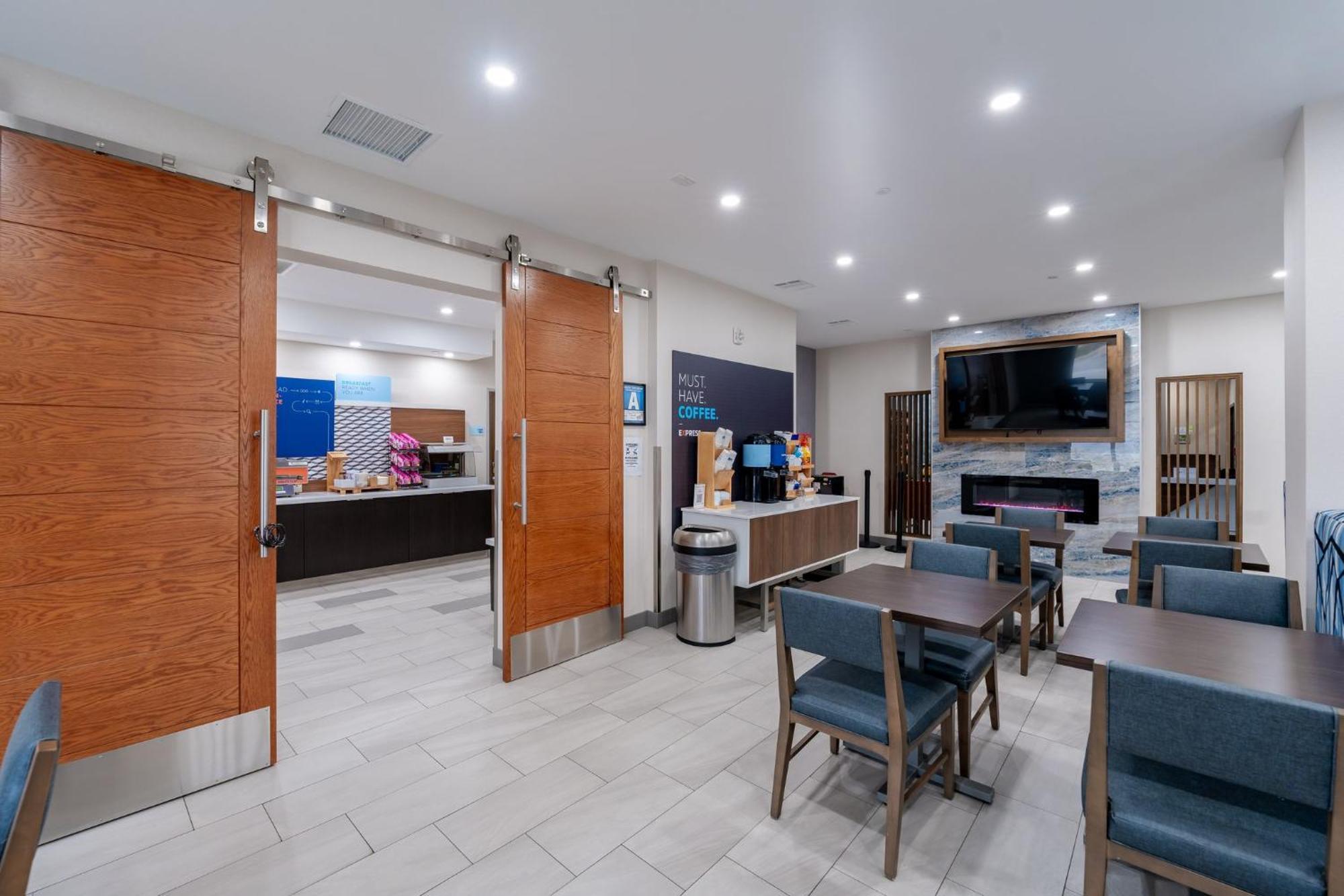 Holiday Inn Express & Suites Frazier Park By Ihg Lebec Exteriér fotografie